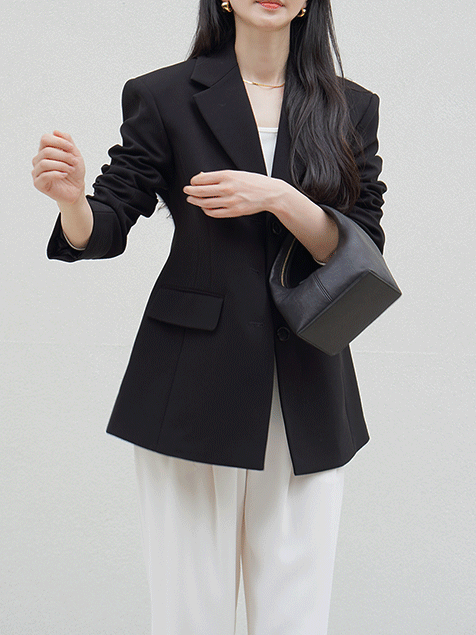 여성 겨울 결혼식 하객룩 테일러드 오버핏 자켓 정장재킷 블랙